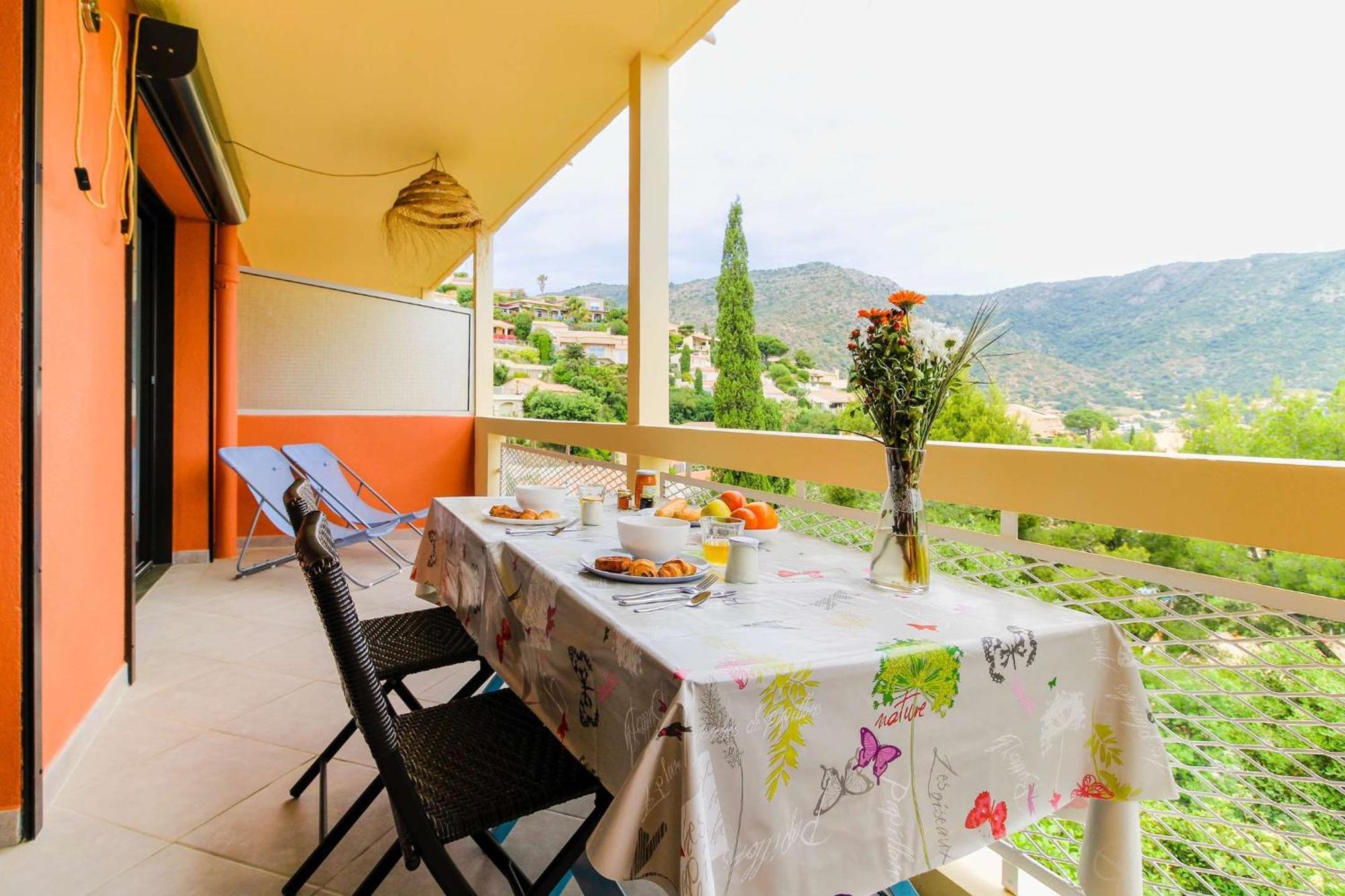 Select'Sohome - Appartement Pour 4 Personnes Avec Vue Mer A Saint-Clair ! - Zadig Le Lavandou Exterior photo